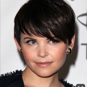 Meet your Posher, Holly